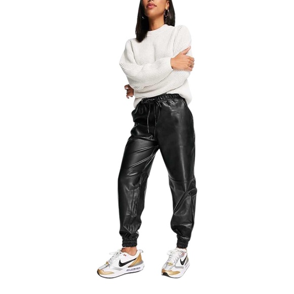 Abercrombie & Fitch Pants - ⚫️Abercrombie & Fitch faux leather sweatpants in black⚫️